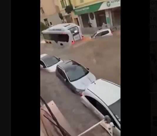 Cannes unter Wasser: Schlammlawinen überschwemmen die Straßen Ueberschwemmung_Cannes
