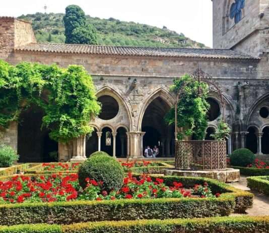 Narbonne: Wo Geschichte auf Mittelmeerflair trifft Narbonne