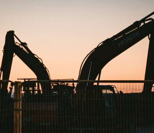 Krise im französischen Bauwesen: Immer mehr Baustellen stehen still Baustelle_stillgelegt