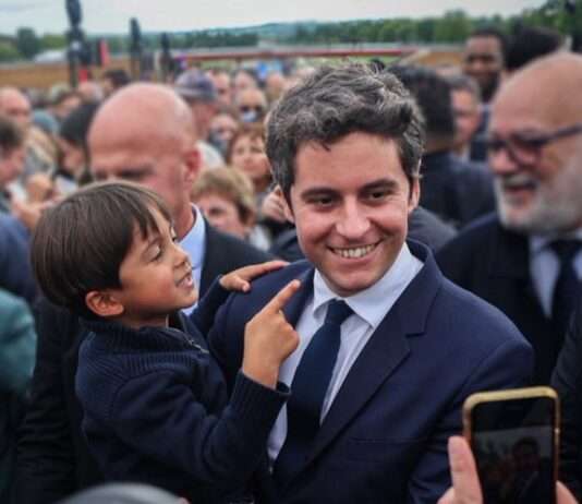 Renaissance unter Gabriel Attal: Ein Neuanfang mit breiter Zustimmung Gabriel_Attal