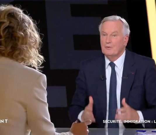 Barnier setzt klare Akzente: Steuererhöhungen für Großunternehmen und strenge Einwanderungspolitik Barnier_France2_ScreenX