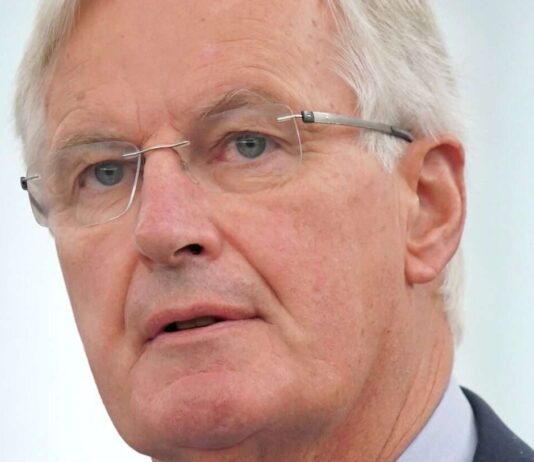 Haushalt 2025: RN droht mit Misstrauensvotum gegen Barnier Michel_Barnier