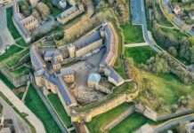 Château de Sedan – Ein Wahrzeichen im Rampenlicht Château_de_Sedan