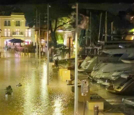 Unwetter im Süden Frankreichs: Drei Départements in Alarmbereitschaft Überschwemmung_St-Tropez