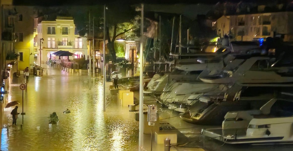 Unwetter im Süden Frankreichs: Drei Départements in Alarmbereitschaft