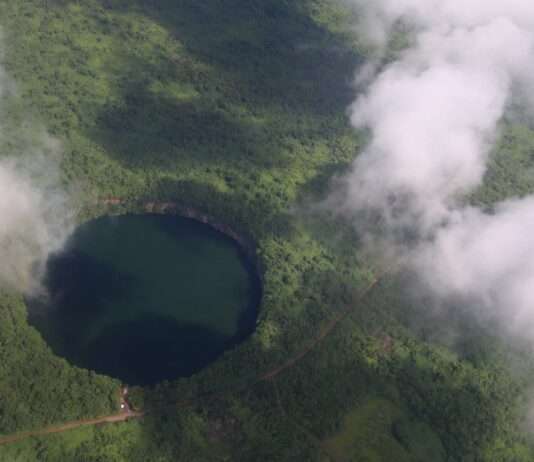 Wallis und Futuna: Auf den Spuren der Harpunenfischer und des geheimnisvollen Lalolalo-Sees Lalolalo-See_Wiki