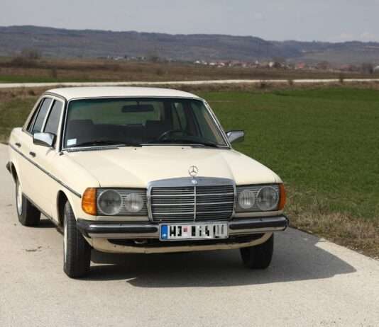 Achtung: Dieselverbot in vielen französischen Städten ab Anfang 2025 alter-diesel-Mercedes