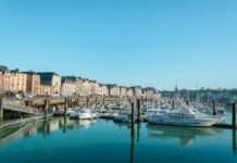Dieppe: Ein Streifzug durch die Geschichte und das Meer Dieppe