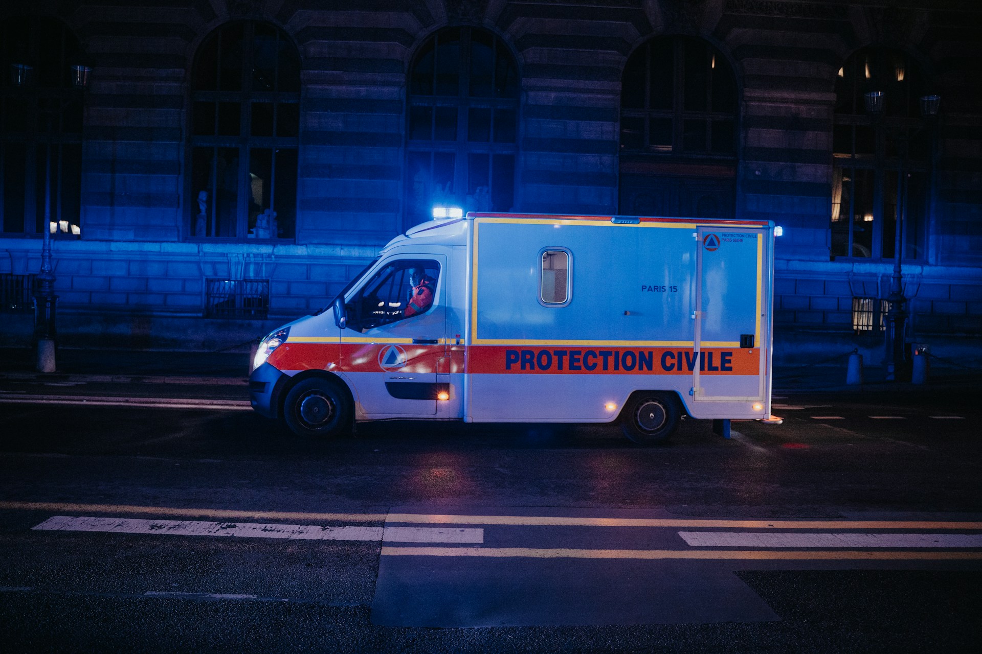 Montpellier: Ermittlungen gegen Notrufdienst nach tragischem Tod einer 25-Jährigen an akuter Meningitis