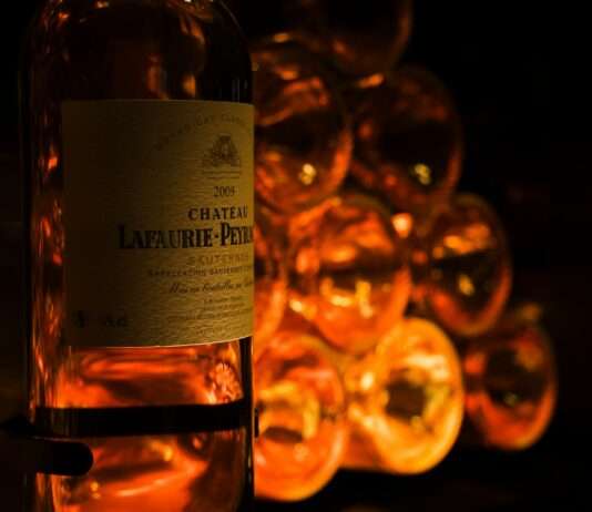 Falsche Luxusweine: Frankreich und Italien zerschlagen kriminelles Netzwerk Grand-Cru