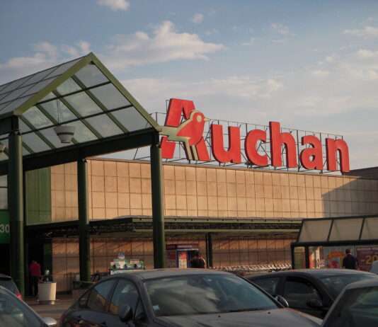 Massenentlassungen bei Auchan und anderen Unternehmen: 50.000 Arbeitsplätze in Frankreich bedroht Auchan