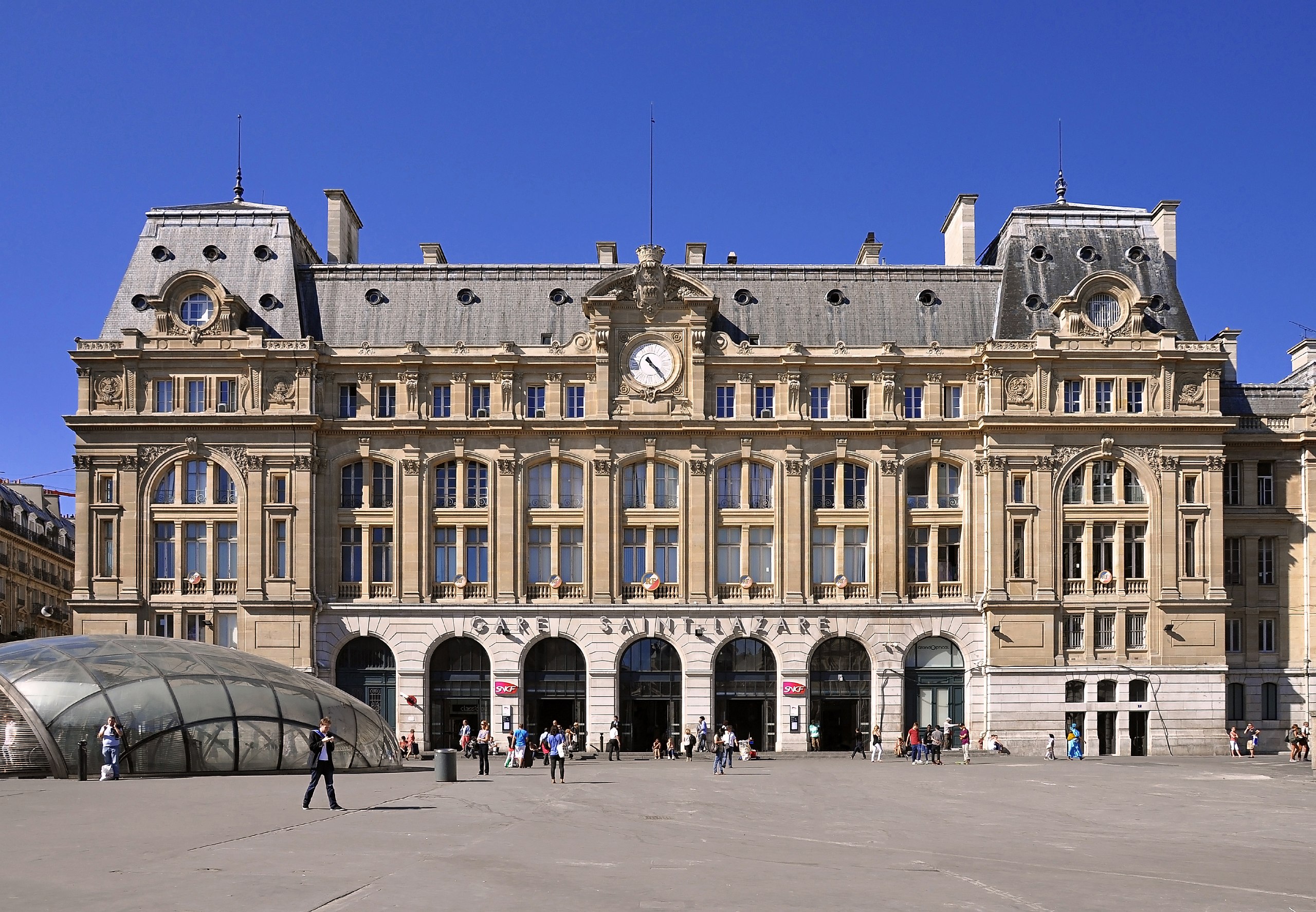 Gare Saint-Lazare, Paris: Chemikalienalarm im McDonald’s-Restaurant