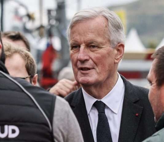 Politische Krise in Frankreich: Michel Barniers Regierung wackelt Michel_Barnier