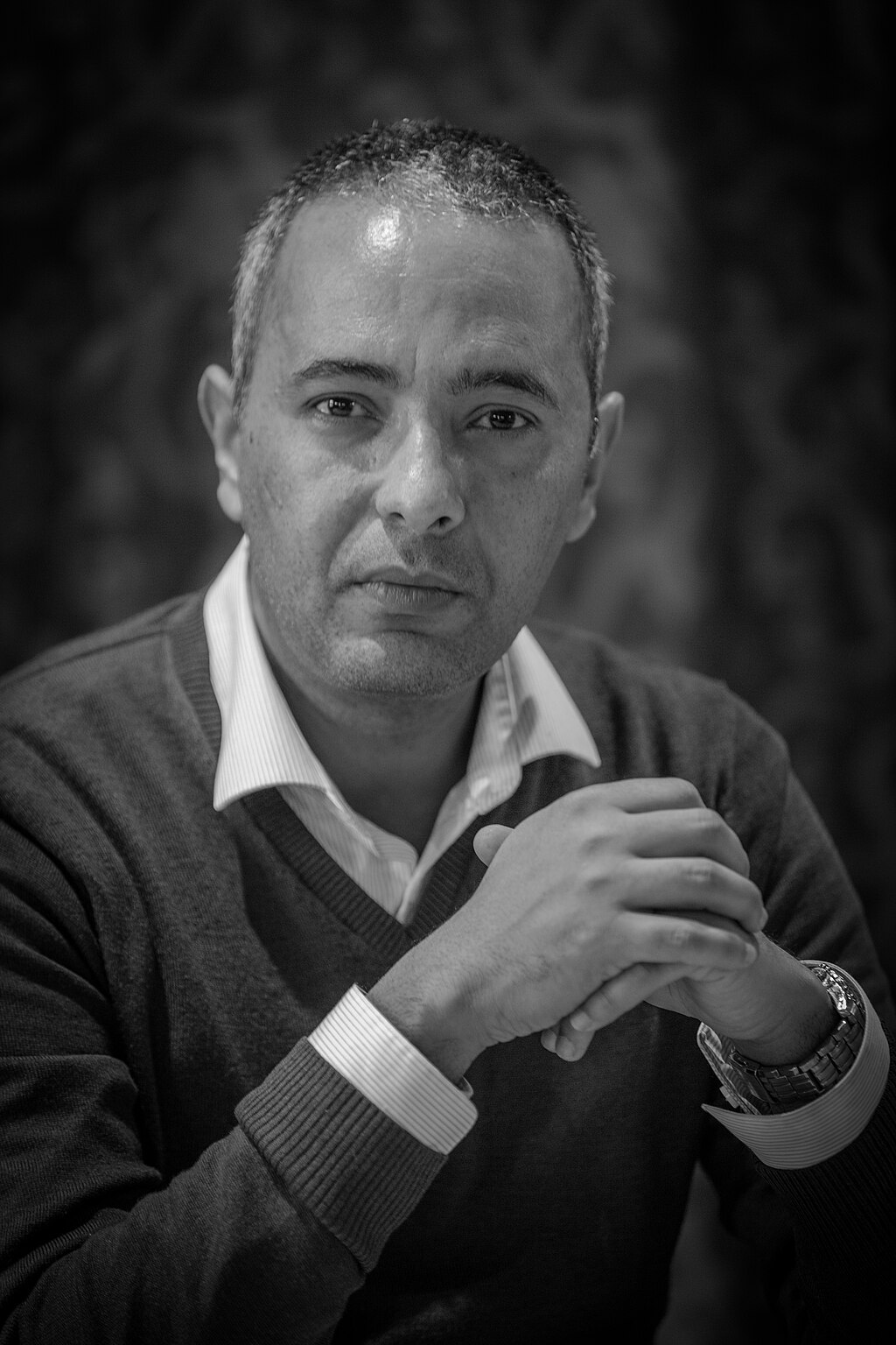 Kamel Daoud gewinnt Prix Goncourt 2024 mit „Houris“ – Ein Blick auf Algeriens schmerzhafte Geschichte
