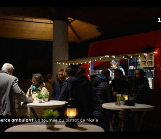 NomadBar: Der rollende Treffpunkt der Haute-Savoie NomadBar_ScreenF2