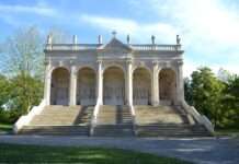 Pontchâteau erleben: Ein Tag in der Stadt der Geschichte, Legenden und Natur Pontchateuau_Scala_Santa_Wiki