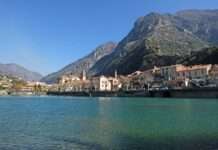 Breil-sur-Roya: Eine Gemeinde kämpft um Versicherungsschutz Vue_du_village_de_Breil-sur-Roya_depuis_la_rive_ouest_du_lac