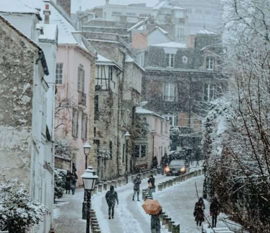 Dépression Caetano : Die Île-de-France unter Schnee- und Eis-Alarm Paris_Schnee