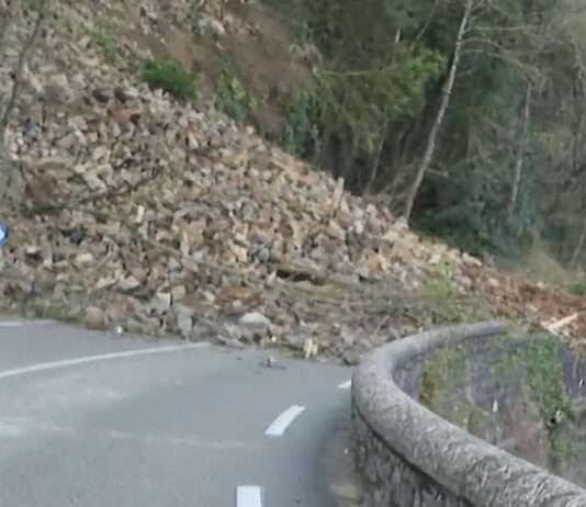 Ardèche: Erdrutsch blockiert wichtige Verkehrsader – RN102 bleibt für Wochen gesperrt Erdrutsch_Ardeche