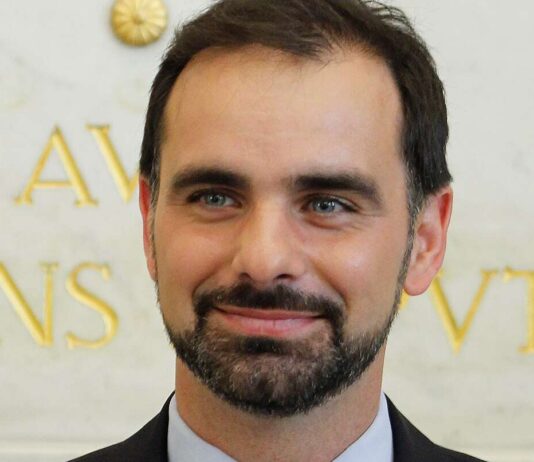 Frankreichs Notfallplan: Sondergesetz soll Staatshandeln ohne Haushalt sichern Laurent-Saint-Martin-Wiki