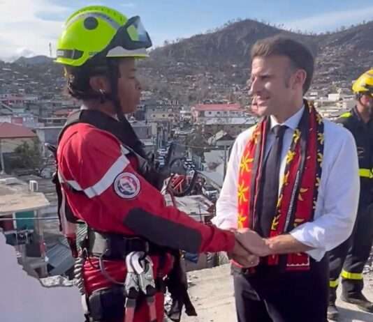 Zyklon Chido in Mayotte: Es wurde ein nationaler Trauertag in Frankreich ausgerufen Macron_Mayotte2_ScreenX