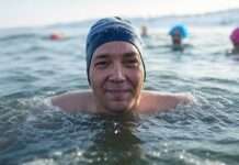 Eiskaltes Vergnügen: Schwimmen bei 6 Grad in der Haute-Savoie Winterbaden_Illustration