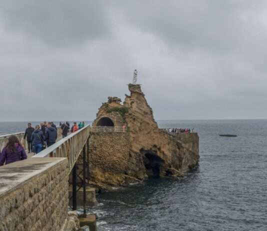 Weihnachten im Baskenland: Die Magie der Weihnachtsmärkte in Biarritz und Bayonne Biarritz