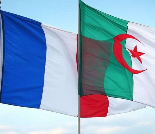 Diplomatische Spannungen zwischen Frankreich und Algerien: Eine zunehmend angespannte Beziehung Algerien_Frankreich_Illustration