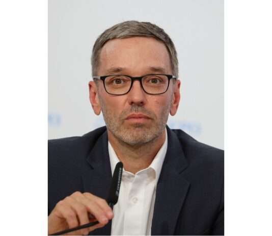 „Viele Freiheiten stehen auf dem Spiel“ – Zehntausende protestieren in Österreich gegen die extreme Rechte Herbert_Kickl_Wikipedia