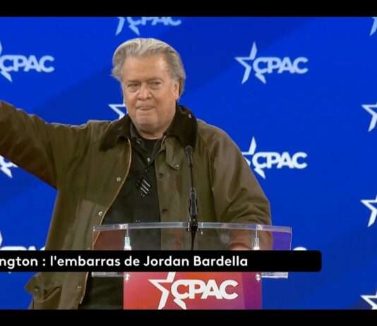 Skandal in Washington: Jordan Bardella sagt Rede nach Bannons Nazi-Gruß ab Bannon_Hitler-Gruß_ScreenFI