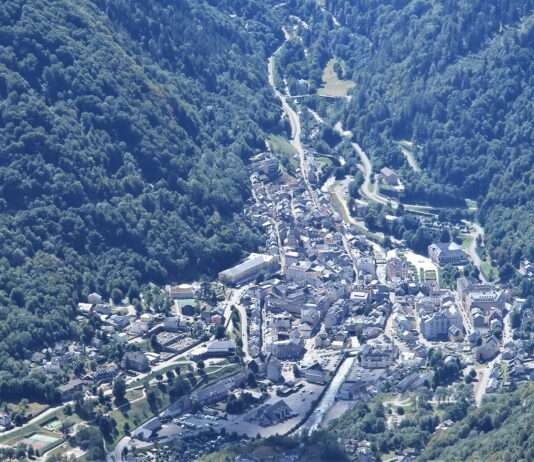 Cauterets: Zwischen Gämsen und Steinböcken Cauterets_(Hautes-Pyrénées)_1