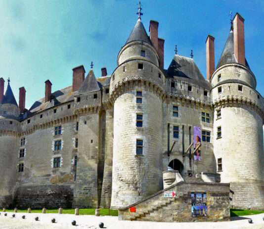 Schloss Langeais: Mittelalterliche Festung mit Renaissance-Charme ChâteauDeLangeais20110830