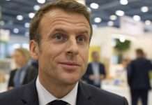 Macron zwischen Freihandel und Agrarprotest: Warum das Mercosur-Abkommen zum Politikum wird Emmanuel_Macron_Landwirtschaftsmesse_Illustration