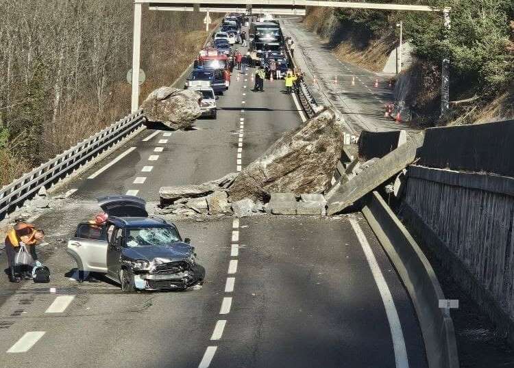 Erdrutsch auf der RN 90: 1.500 Menschen in Notunterkünften