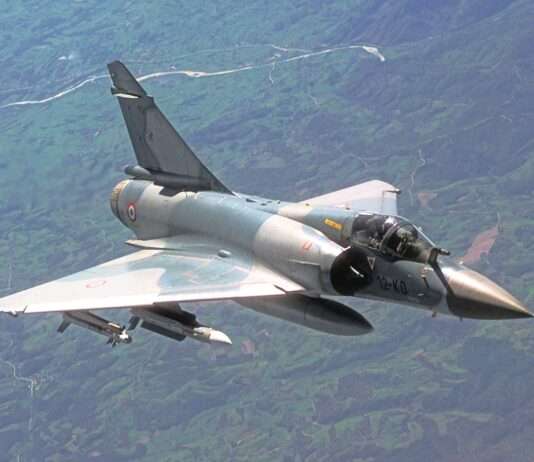 Frankreich liefert erste Mirage-2000-Kampfflugzeuge an die Ukraine Mirage_2000C_in-flight