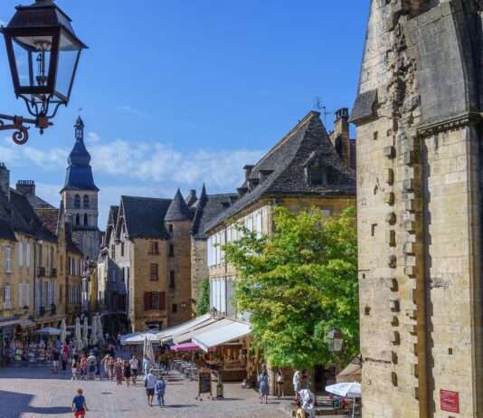 Ostern in der Dordogne: Frühling, Feste und französisches Lebensgefühl Sarlat