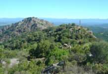Verstecktes Paradies: Ein Tag im Hinterland von St. Tropez Croix_et_fort_du_Freinet_83