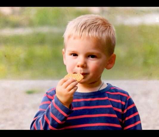 Tod des kleinen Émile: Nach der Pressekonferenz des Staatsanwalts – Die Ermittlung stochert im Nebel Emile_Screenshot-France2