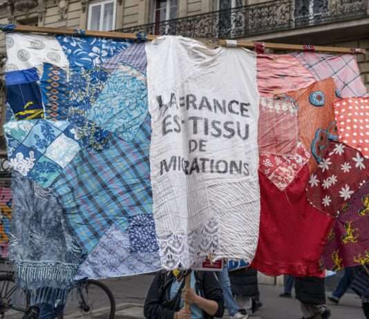 Frankreich erhebt die Stimme: Massenproteste gegen Rassismus und rechte Ideologien Demo_Anti-Rassismus