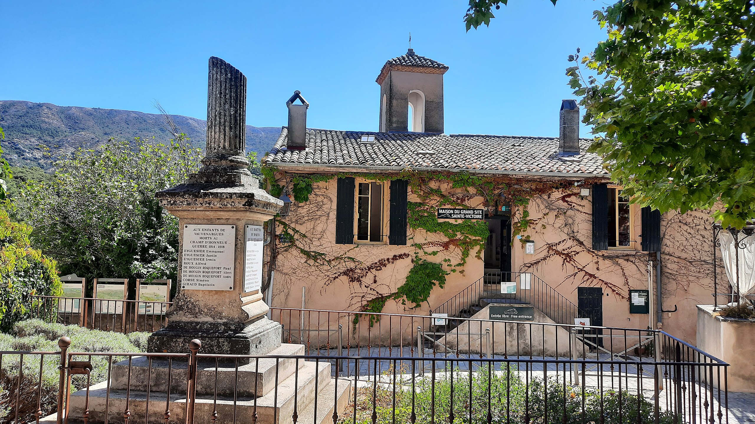 Ein perfekter Tag im Hinterland von Aix-en-Provence