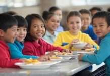 Plastik: Rückkehr in die Schulkantinen – Umweltschützer laufen Sturm Schulkantine_Illustration