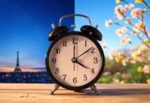 Sommerzeit naht: In der Nacht zum Sonntag springt die Uhr vor Sommerzeit_Winterzeit_Illustration