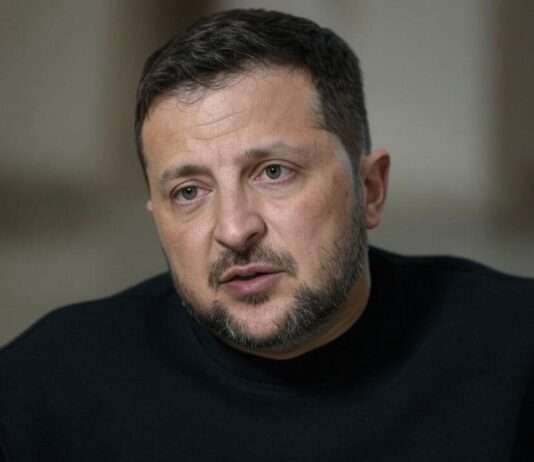 Selenskyj in Paris: Zwischen Waffenstillstand und Warnung vor Trump – die Ukraine sucht neue Garantien Wolodymyr_Selenskyj_Interview_Illustration