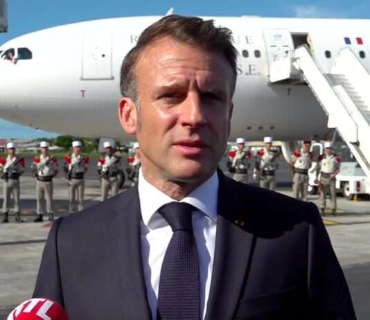 Mayotte im Fokus – Macrons „Refondation“ zwischen Wiederaufbau und Strategie Emmanuel_Macron_Mayotte_ScreenX