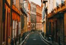 Toulouse und das bröckelnde Erbe: Wenn Wohnen zur Gefahr wird Toulouse