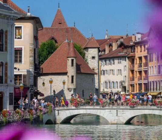 Frühlingsgefühle am Lac d’Annecy – Osterreise mit Sommerlaune Annecy