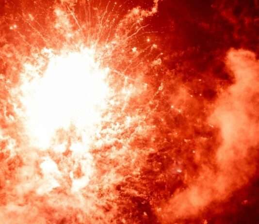 Chinas neue Superwaffe: Revolution oder Risiko? China_Bombe_Illustration