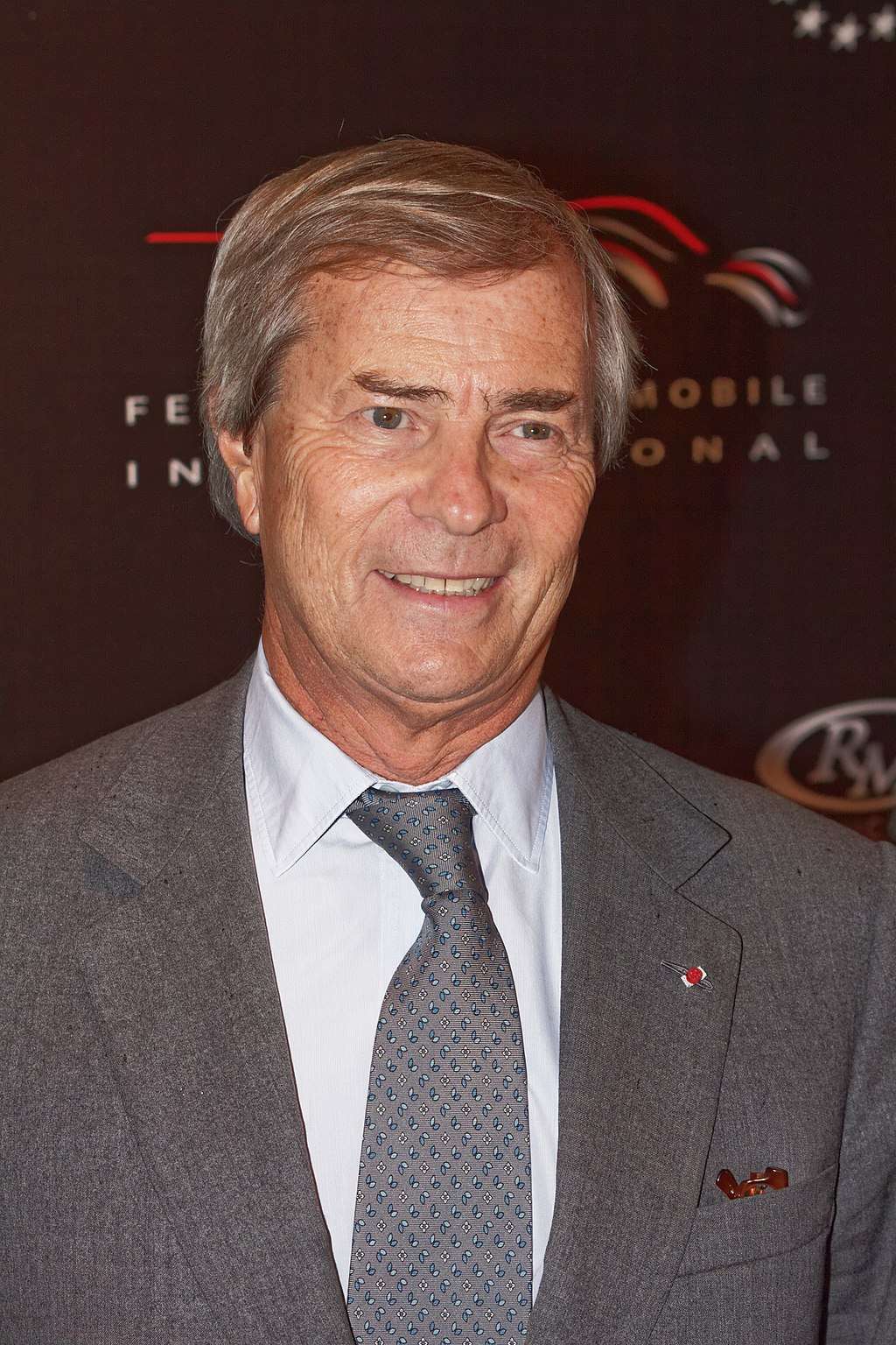 Protest gegen rechtsgerichteten Medien-Chef Bolloré: Widerstand auf dem Wasser und an Land