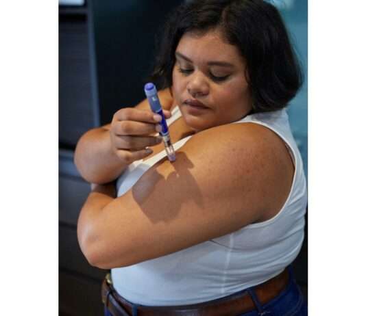 Abnehmen mit Spritze? Warum Hausärzte bald Adipositas-Medikamente verschreiben dürfen sollen Adipositas_Spritze