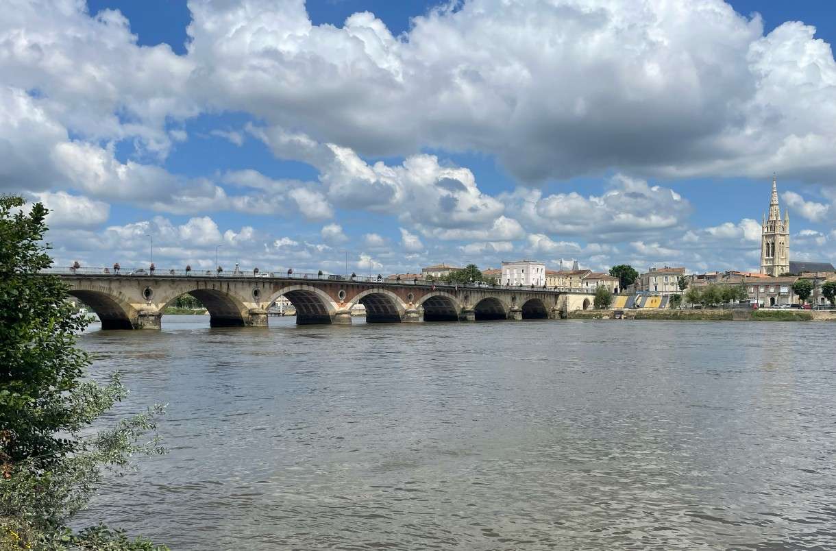 Libourne erleben – Zwischen Bastidenflair und Weinromantik